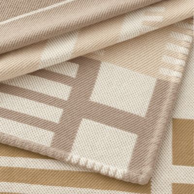 Home textiles: blankets, pillows and cashmere | Hermès USA